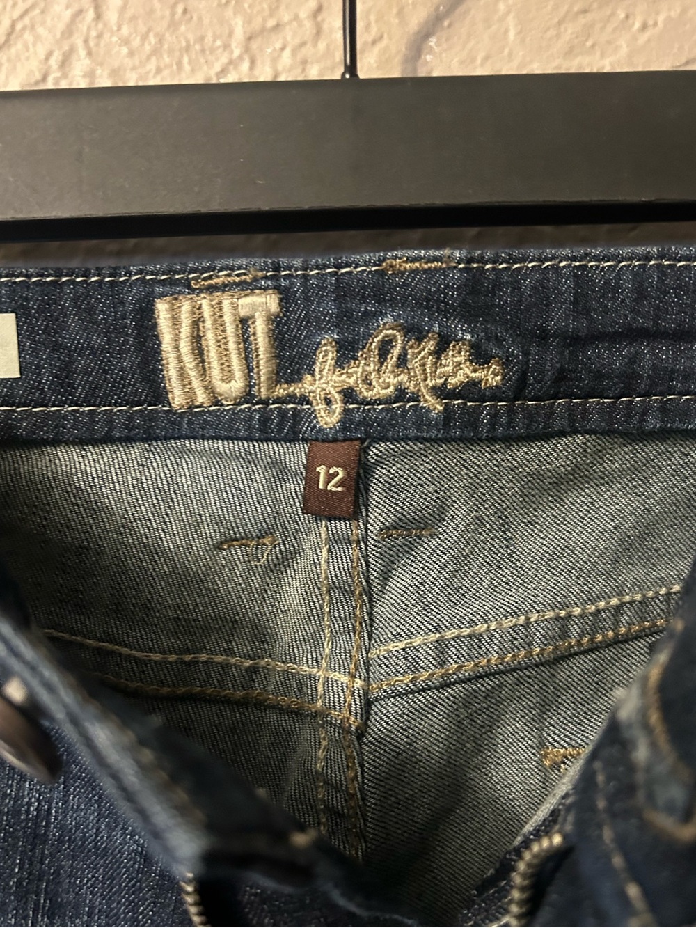 Kut from the Kloth Dark Blue Cropped Jeans - Picture 2 of 6